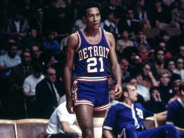 阿森纳凭借 阿森纳凭借